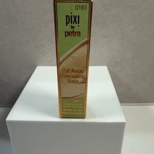 💙3/$20 PIXI Pat Away Concealing Base - Beige